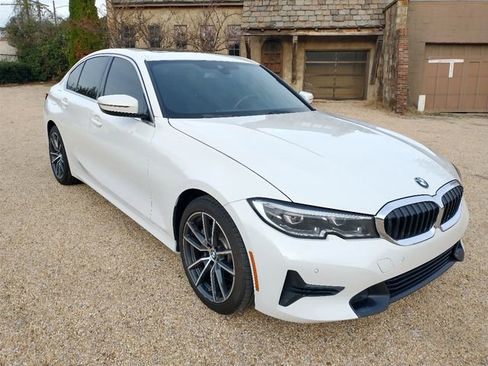 Used 2021 BMW 330i Sedan w/ Driving Assistance Package image 88