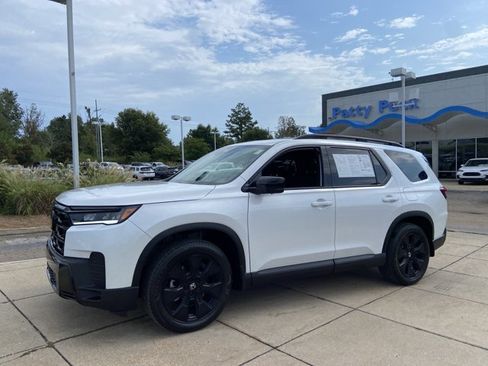 Used 2026 Honda Pilot Black Edition image 6
