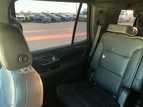 Certified 2021 Chevrolet Tahoe Premier w/ Premium Package RWD image 4