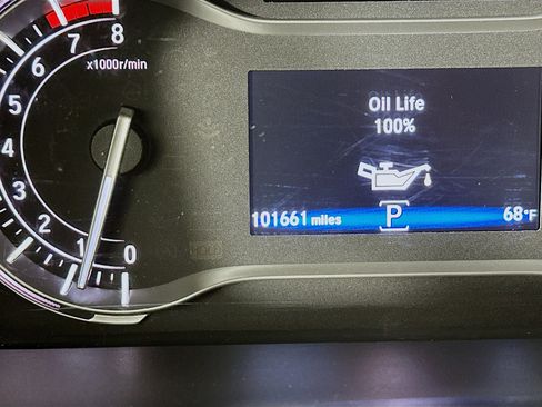 Used 2017 Honda Pilot Elite image 18