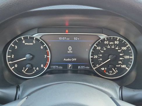 Used 2025 Nissan Altima 2.5 SV FWD image 16