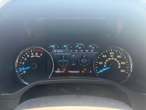 Used 2015 Ford F150 Lariat w/ Equipment Group 501A Mid AWD/4WD image 58