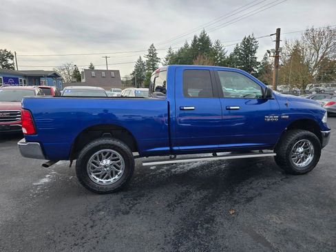 Used 2017 RAM 1500 Classic SLT image 6