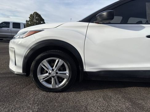 Used 2022 Nissan Kicks S w/ Interior Electronics Package image 29