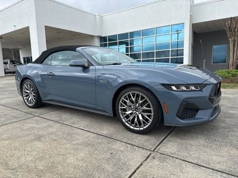 Used 2024 Ford Mustang GT Premium image 11