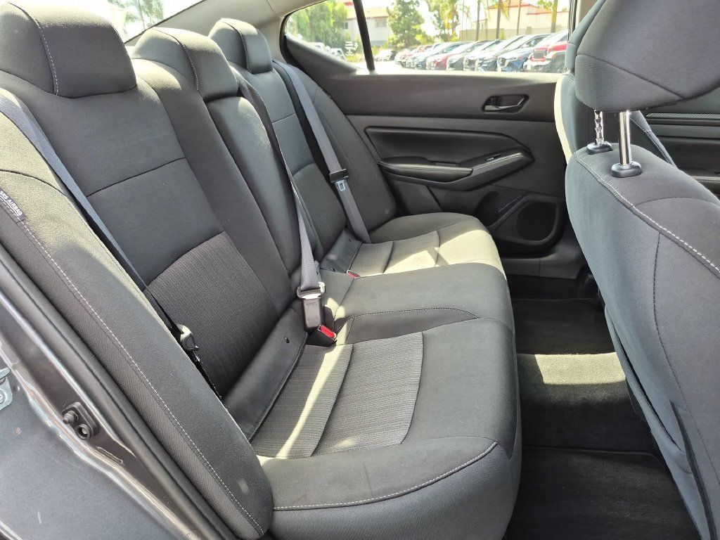 Used 2025 Nissan Altima 2.5 SV AWD/4WD image 29