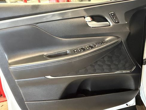 Used 2023 Hyundai Santa Fe Limited image 32