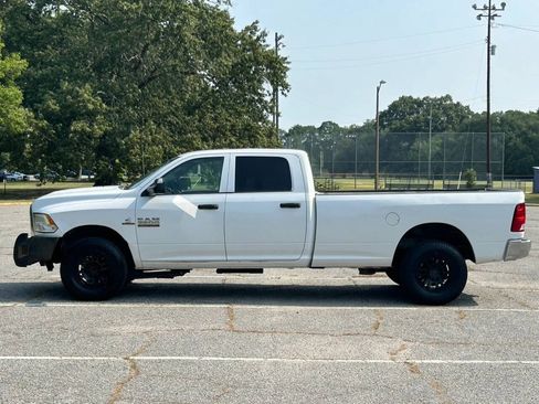 Used 2017 RAM 2500 Tradesman w/ Chrome Appearance Group RWD image 2