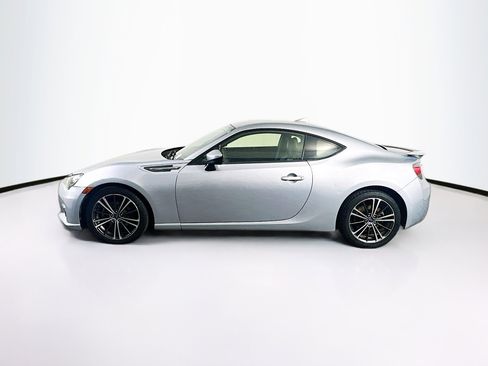 Used 2015 Subaru BRZ Limited w/ Popular Package #1B RWD image 4
