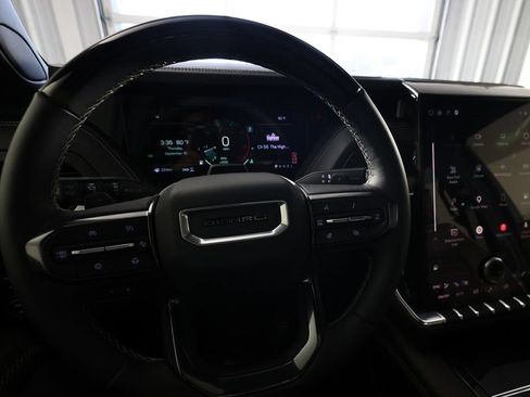 Used 2026 GMC Yukon XL Denali Ultimate AWD/4WD image 21