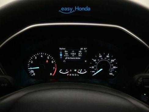 Used 2022 Ford Escape SE image 9