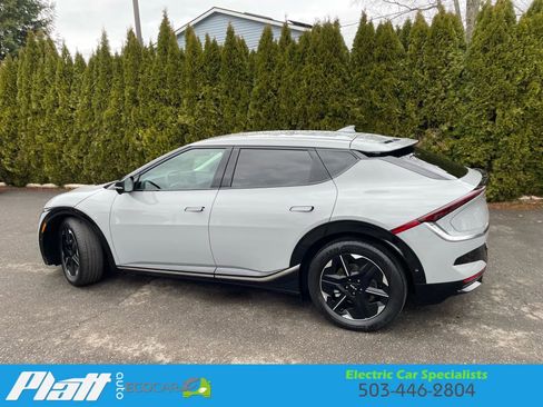Used 2025 Kia EV6 Wind image 6