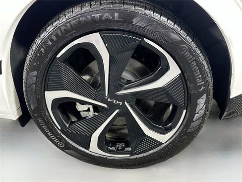 Used 2023 Kia EV6 GT-Line w/ GT-Line Suede Seat Package image 33