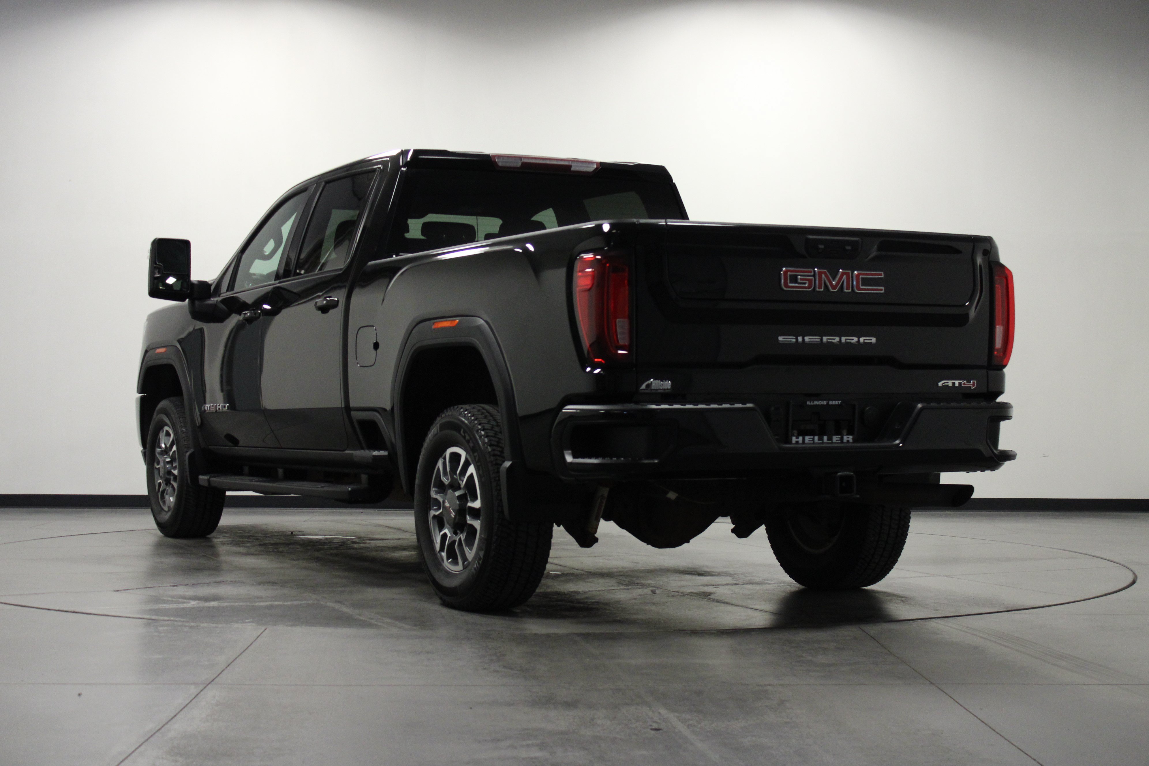 Used 2021 GMC Sierra 2500 AT4 AWD/4WD image 6