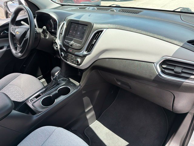 Used 2023 Chevrolet Equinox LT w/ Driver Convenience Package AWD/4WD image 11
