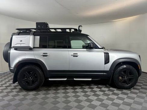 Used 2020 Land Rover Defender 110 First Edition image 6