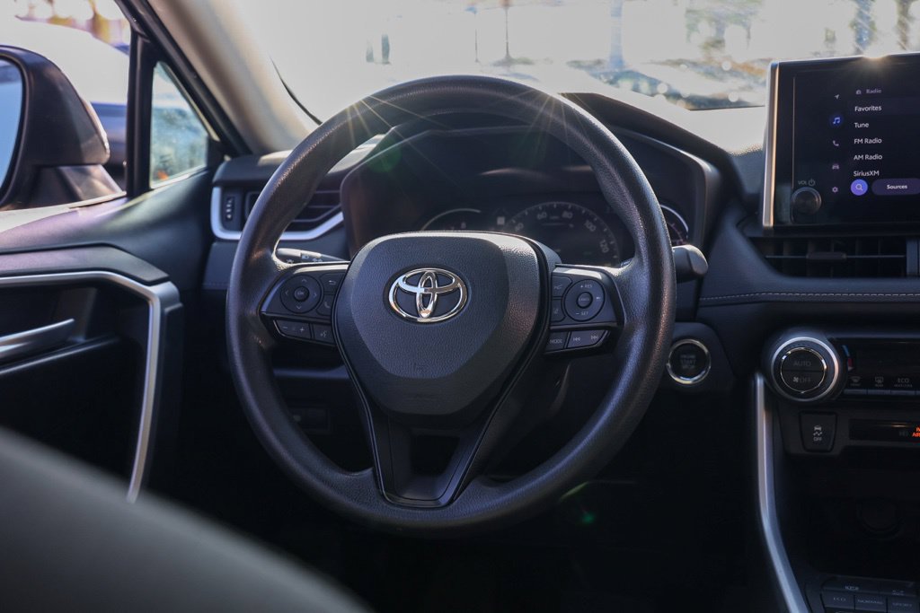 Used 2024 Toyota RAV4 XLE FWD image 24