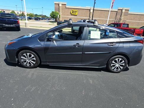 Used 2022 Toyota Prius XLE w/ Advanced Technology Package AWD/4WD image 6