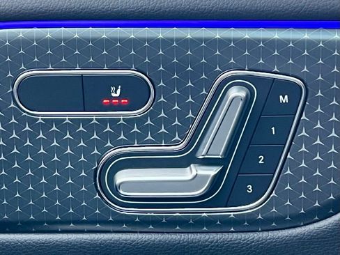 Certified 2026 Mercedes-Benz GLB 250 4MATIC image 41