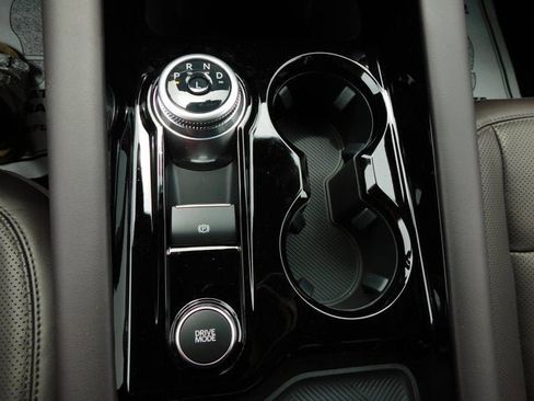 New 2026 Ford Explorer Platinum AWD/4WD image 25