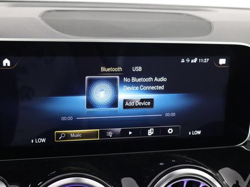Used 2021 Mercedes-Benz GLB 35 AMG 4MATIC image 34