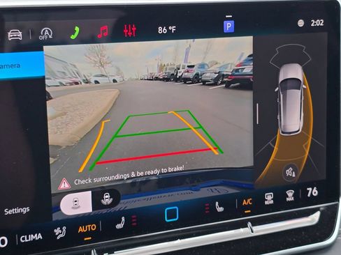 New 2026 Volkswagen Tiguan SE R-Line AWD/4WD image 4