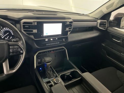 Used 2023 Toyota Tundra SR5 w/ SR5 Convenience Package AWD/4WD image 27