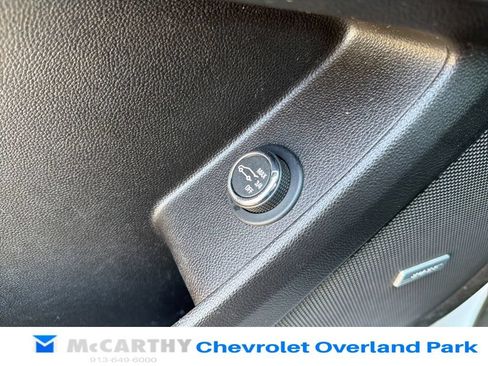 Used 2020 Chevrolet Traverse LT w/ LT Premium Package AWD/4WD image 41