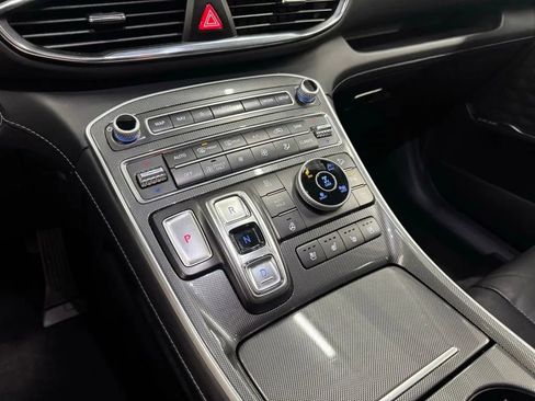 Used 2023 Hyundai Santa Fe Limited image 15