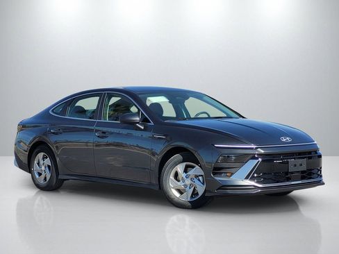 New 2026 Hyundai Sonata SE image 1
