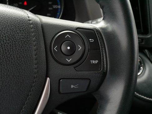 Used 2018 Toyota RAV4 Limited w/ Protection Package AWD/4WD image 25