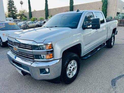 Used 2015 Chevrolet Silverado 2500 LT w/ LT Fleet Convenience Package AWD/4WD image 1