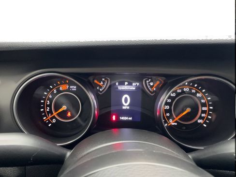 Used 2023 Jeep Wrangler Unlimited Sport AWD/4WD image 35