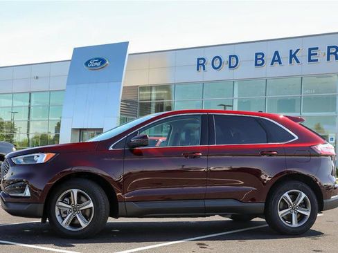 Certified 2023 Ford Edge SEL w/ Convenience Package AWD/4WD image 3