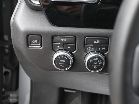 Used 2024 GMC Sierra 1500 Elevation AWD/4WD image 29