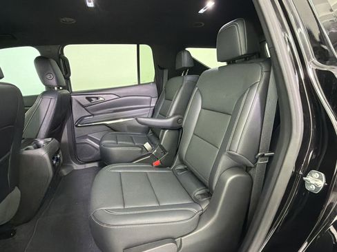 Used 2026 Chevrolet Traverse LT FWD image 25