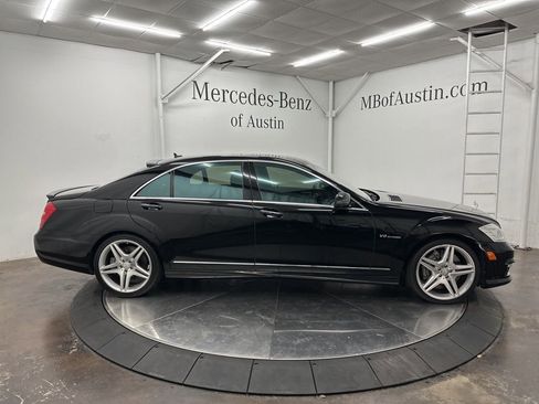 Used 2011 Mercedes-Benz S 63 AMG image 7