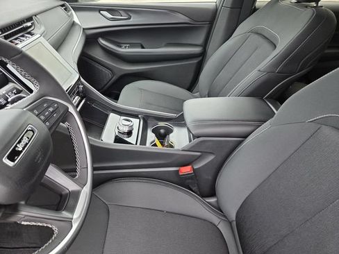 New 2026 Jeep Grand Cherokee Laredo X RWD image 24