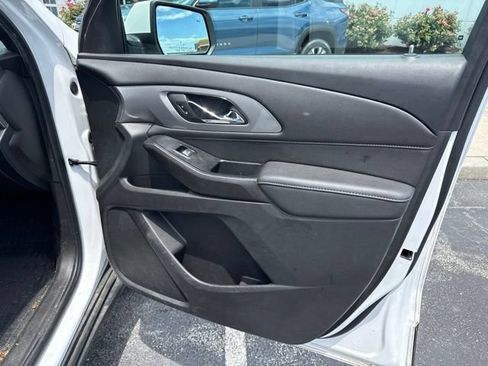 Used 2023 Chevrolet Traverse LT w/ LPO, Floor Liner Package AWD/4WD image 24