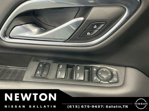 Used 2021 GMC Yukon SLT w/ SLT Premium Package AWD/4WD image 52