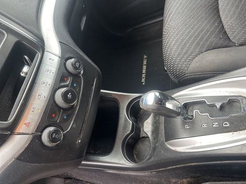 Used 2017 Dodge Journey SXT w/ Comfort/Convenience Group image 9