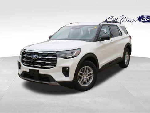 New 2026 Ford Explorer Active image 1