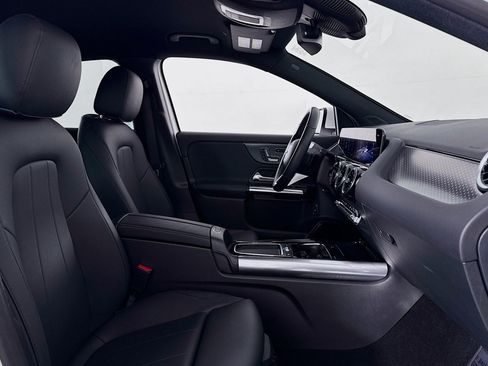 Certified 2026 Mercedes-Benz GLA 250 image 8