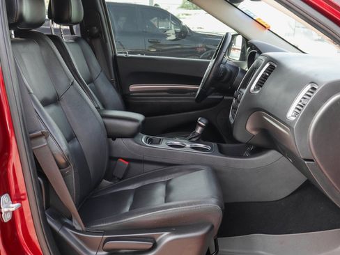 Used 2019 Dodge Durango SXT image 35