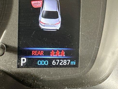 Used 2022 Toyota Corolla LE FWD image 19