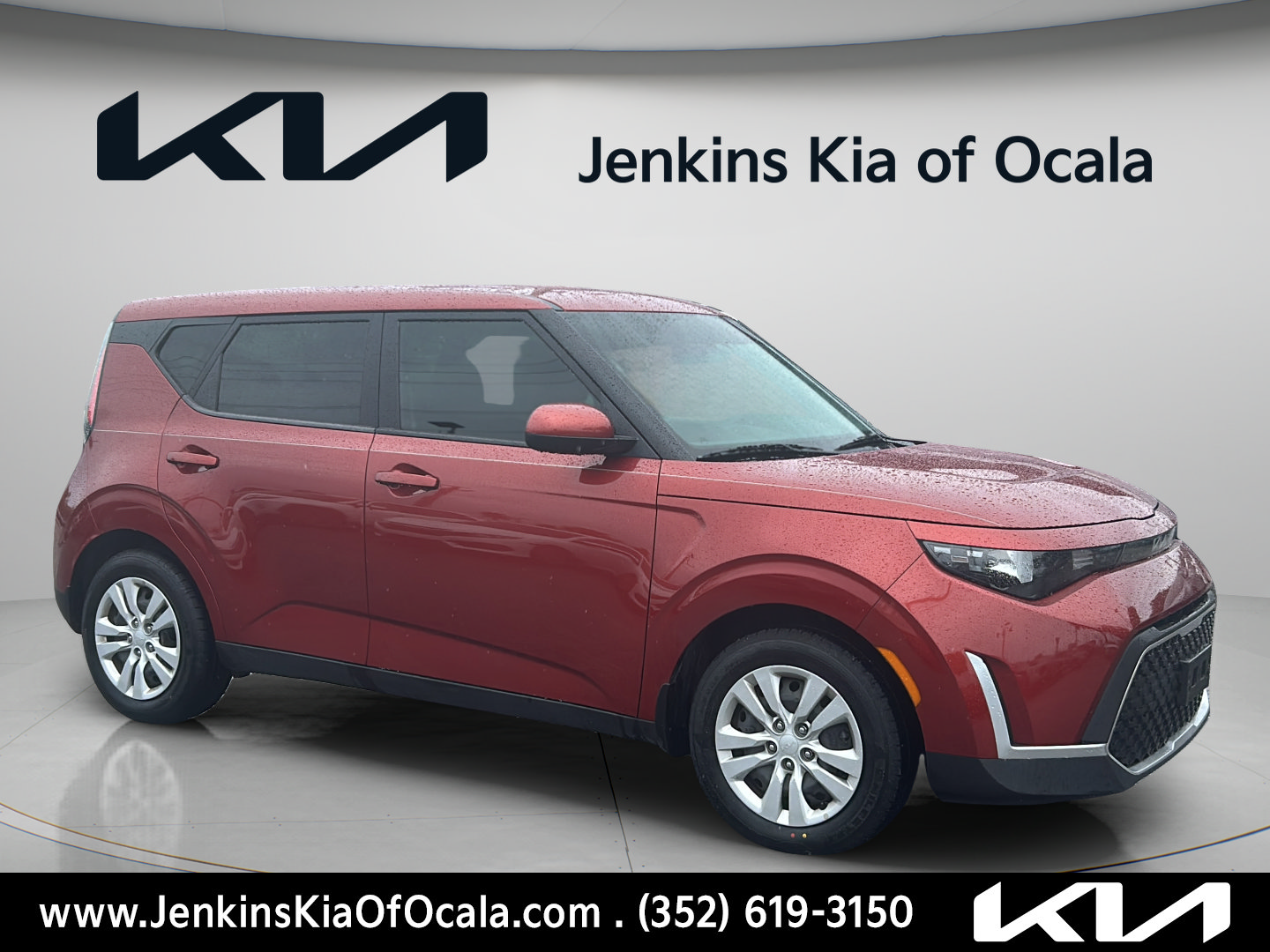 Certified 2023 Kia Soul LX FWD image 1