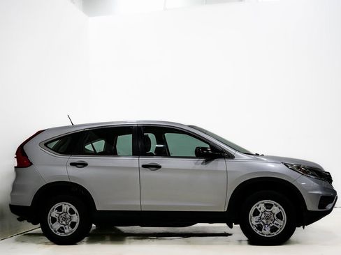 Used 2015 Honda CR-V LX image 4