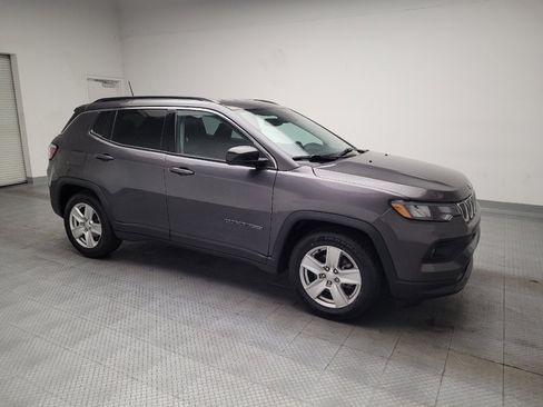 Used 2022 Jeep Compass Latitude w/ Convenience Group FWD image 11