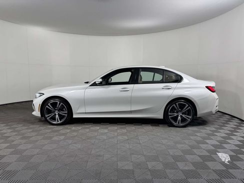 Used 2023 BMW 330i xDrive Sedan w/ Driving Assistance Package AWD/4WD image 11