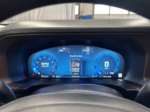 Certified 2025 Ford Bronco Sport Outer Banks w/ Outer Banks Tech Package+ AWD/4WD image 17